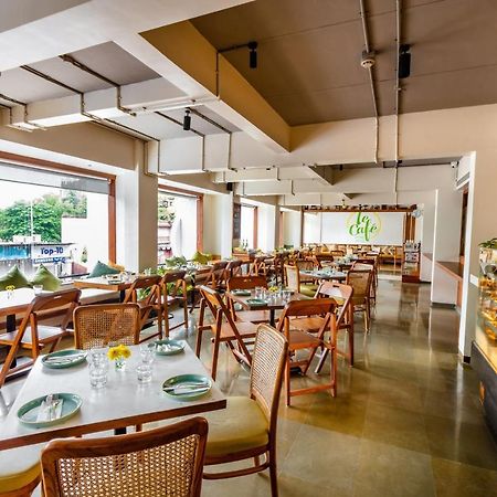 Hotel Jewel Of Chembur Bombaim Exterior foto
