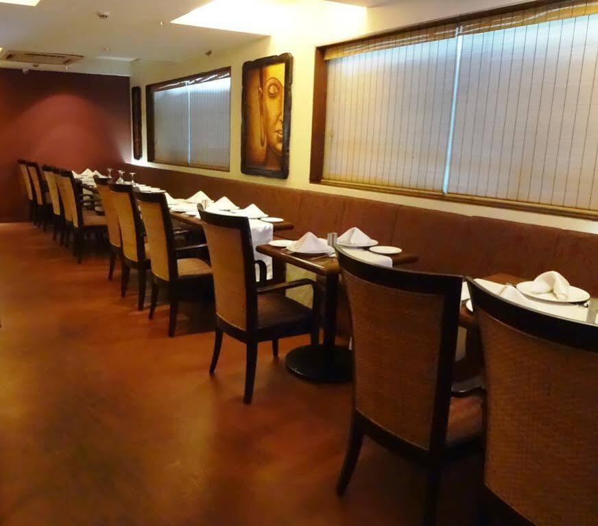 Hotel Jewel Of Chembur Bombaim Exterior foto